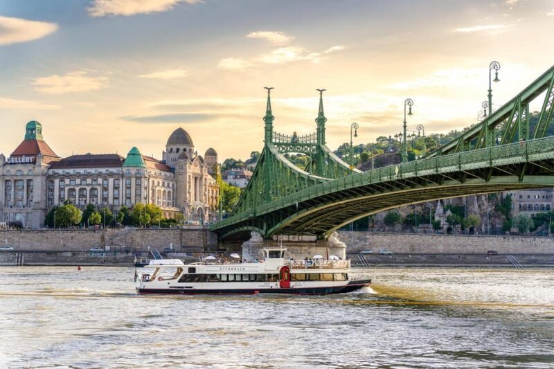 Budapest: Premium Sightseeing Cruise with Tokaj Frizzante - Who Will Appreciate This Experience?