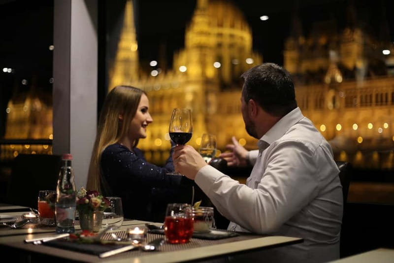 Budapest: Prosecco Dinner Cruise with Live Music - FAQ