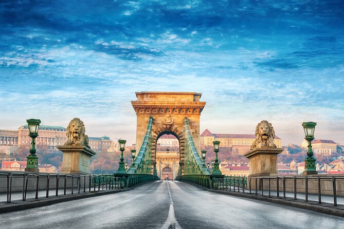 Budapest Scavenger Hunt and Highlights Self-Guided Tour - Meeting and End Points