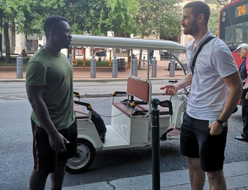 Budapest: Sightseeing Tour by Electric Tuktuk - The Sum Up