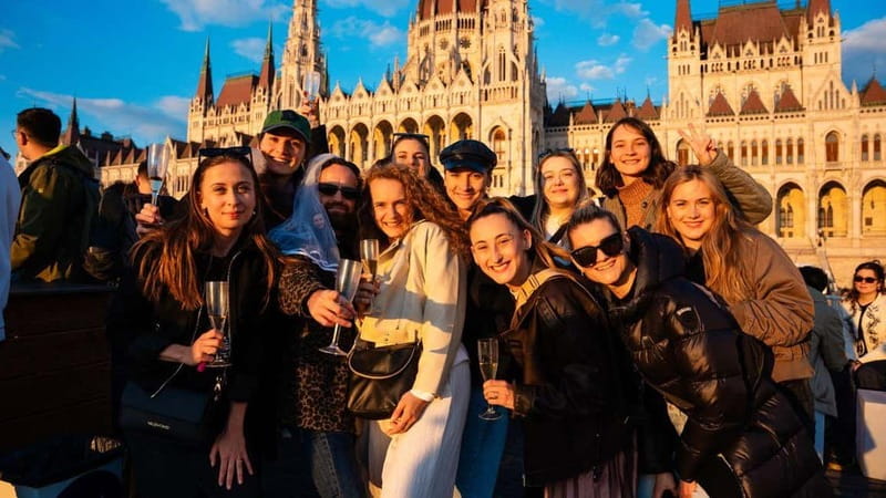 Budapest: Sip and Sail River Cruise with Unlimited Prosecco - Frequently Asked Questions