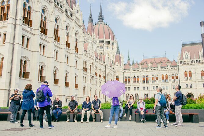 Budapest walking tour: Parliament and Shoes Memorial - An In-Depth Look at the Budapest Walking Tour
