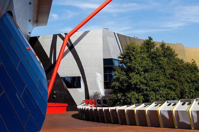 Building + Architecture Tour | 10am Daily - Who Should Take This Tour?