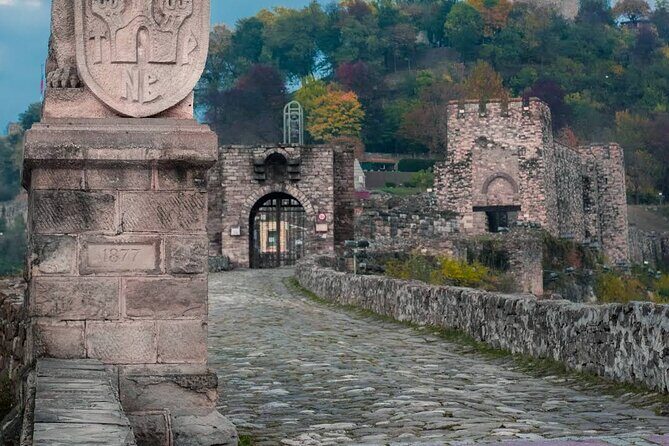 Bulgaria - Ivanovo Rock-Hewn, Hiking at Hotnitsa & Veliko Tarnovo - The Charming Streets of Veliko Tarnovo