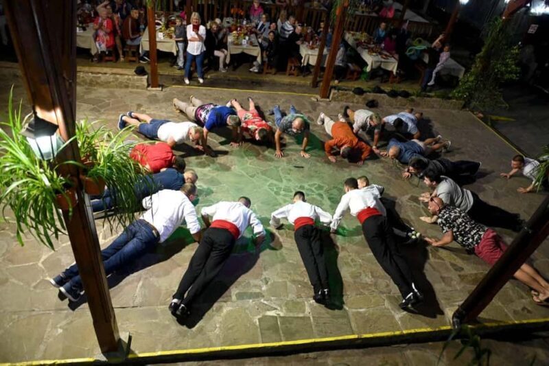 Bulgarian Evening: Traditional Restaurant & Folklore Program - Practical Tips for Travelers