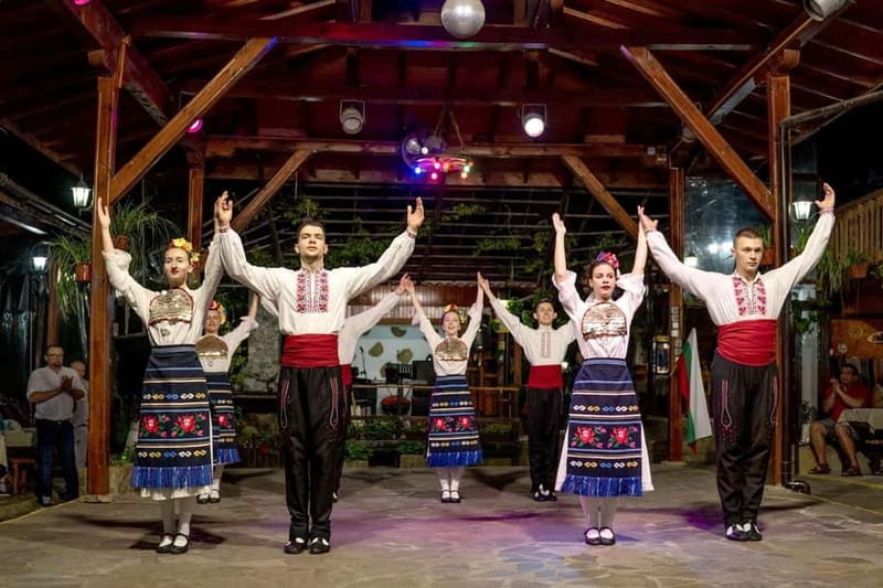 Bulgarian Evening: Traditional Restaurant & Folklore Program - Key Points