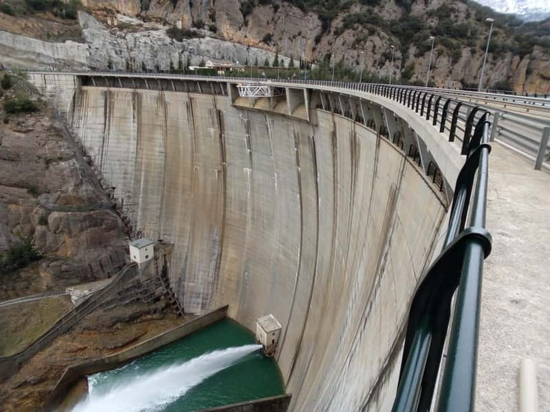 Bungee Jump from 122m + Transport from Barcelona - The Allure of the 122-Meter Dam Jump