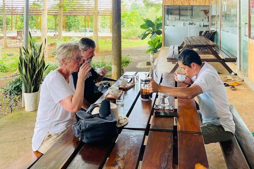 Buon Ma Thuot: Bean to Brew Coffee Farm Tour With Tasting - Coffee Experience and Tasting