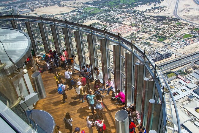 Burj Khalifa at the Top & Underwater Zoo Aquarium With Transfer - Important Considerations