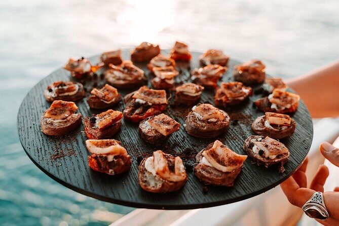 Bushtucker Cultural Cruise in Mooloolaba - The Experience in Detail: What to Expect