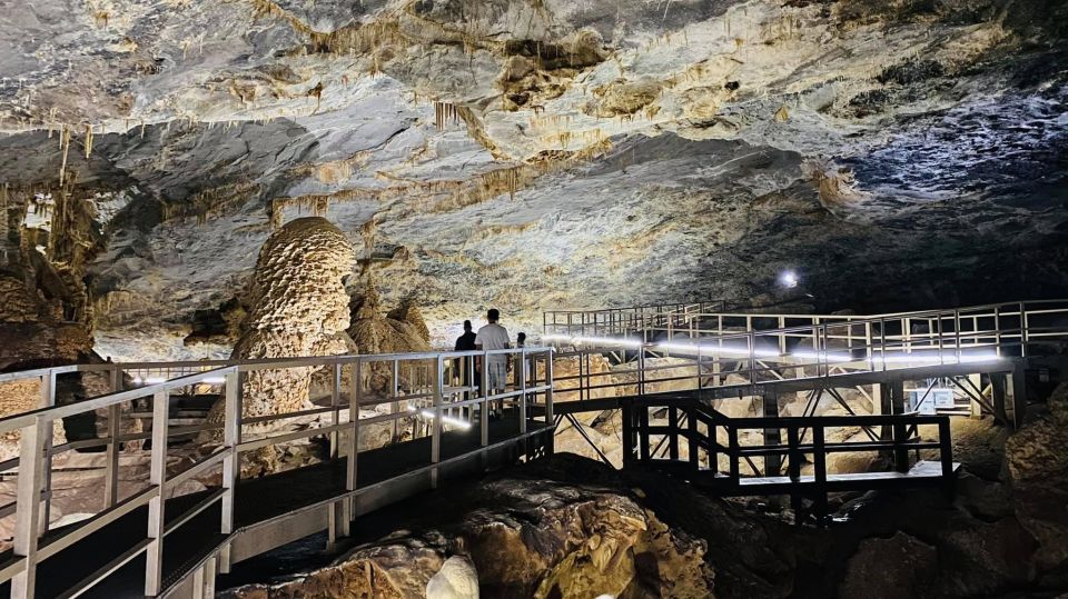 Bustamante Groutes Tour, With Guide, Transfer and Tickets - Inclusions and Exclusions