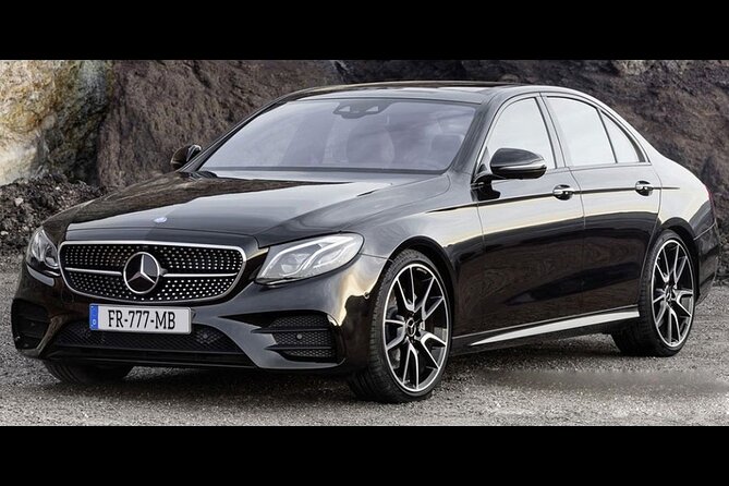 By Hour Car With Chauffeur Services in Paris - Accessibility Information