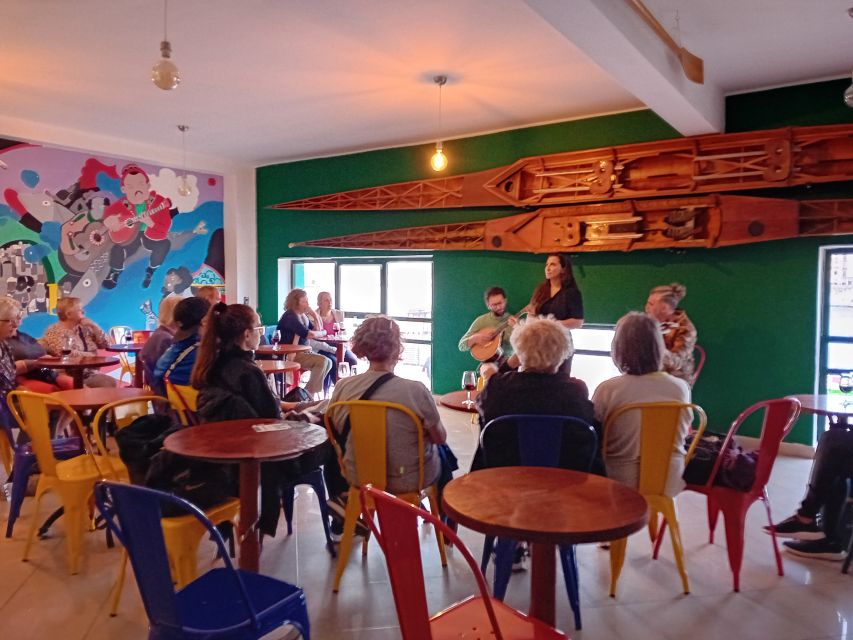 By the River: Authentic Fado Concert With Beautiful Singers - Tips for Attendees