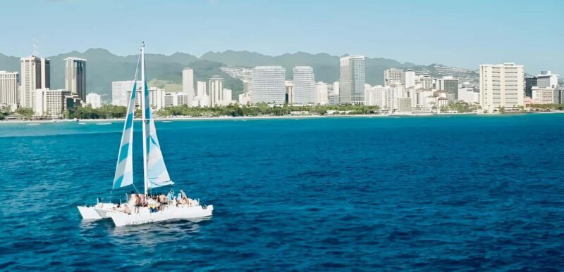 BYOB Weekend Sightseeing Sail towards Diamond Head - The Value of the Tour