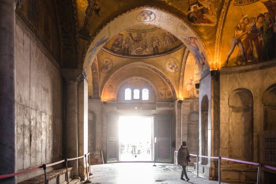 Byzantine Venice: Historical Tour and the Golden Basilica - Major Landmarks Explored