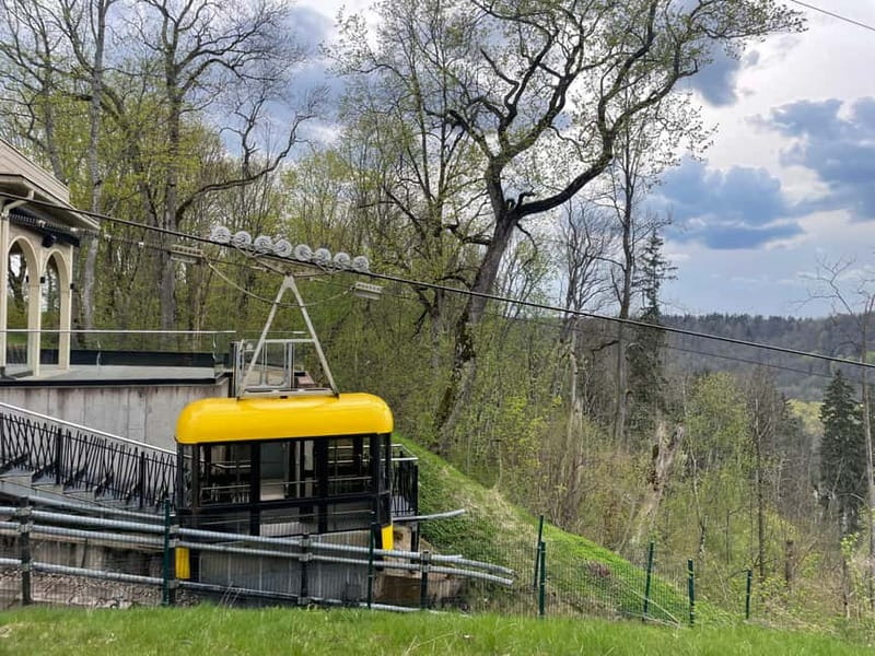 Cable Car to Latvian Manor & Wine Tasting - An In-Depth Look at the Latvian Manor & Wine Tasting Tour
