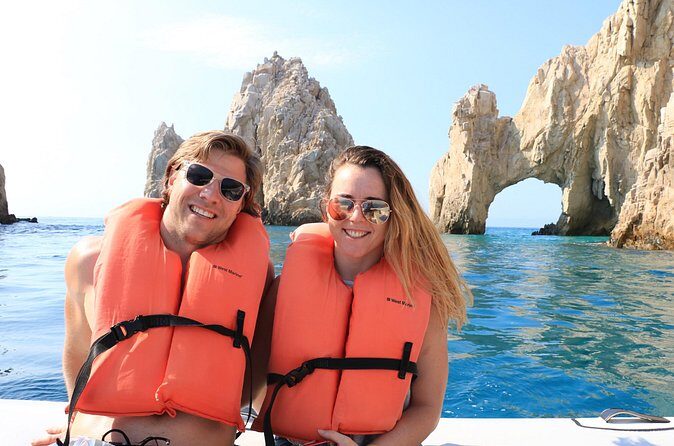 Cabo Arch Glass Bottom Boat: Hotel PICKUP, Arch & Lovers Beach - Pricing and Value
