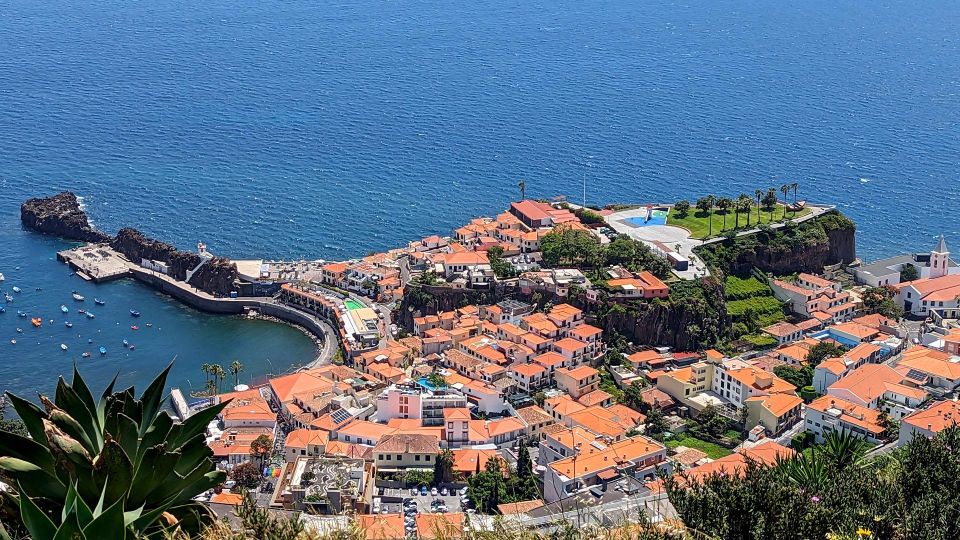 Cabo Girão: Immersive Private Tour - Cable Car Adventure