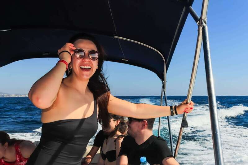 Cabo Private Yacht Tour: The Arch, Sea Lions & Scenic Beach - Key Points