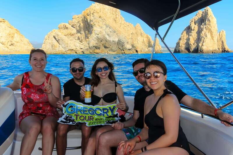Cabo Private Yacht Tour: The Arch, Sea Lions & Scenic Beach - An In-Depth Look at the Cabo Private Yacht Experience