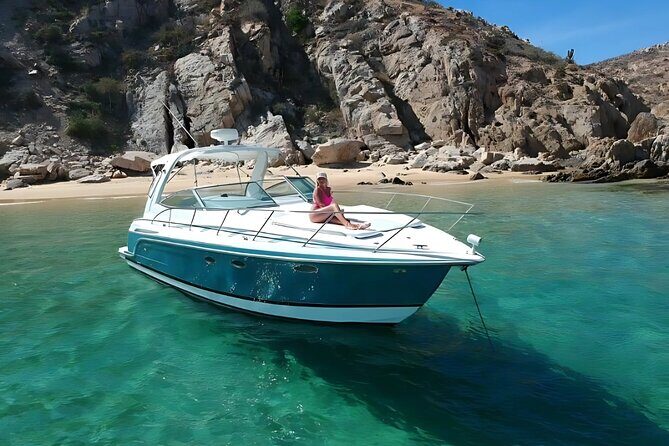 Cabo San Lucas 34ft Private Yacht with Drinks Included - Setting Sail in Cabo: What to Expect