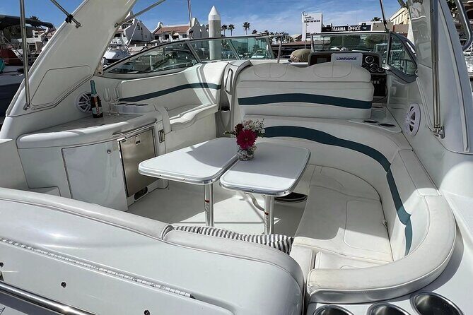 Cabo San Lucas 34ft Private Yacht with Drinks Included - FAQ