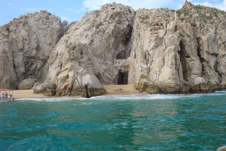 Cabo San Lucas: City Tour and Beach Day - Tequila Tasting Experience