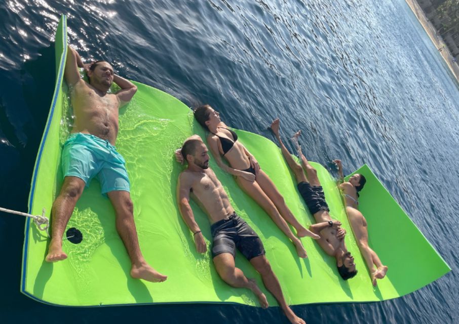 Cabo San Lucas: Private Yacht Tour - Serene 1-Hour Cruises