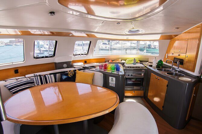 Cabo San Lucas Sunset Catamaran Cruise with Open Bar - Who Will Love This Tour?