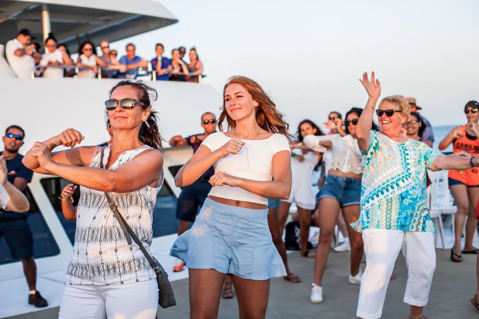 Cabo San Lucas: Sunset Dinner Cruise - Frequently Asked Questions