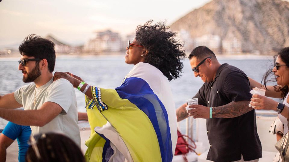 Cabo San Lucas: Sunset Party Cruise With Open Bar - Arch of Cabo San Lucas and Scenic Views