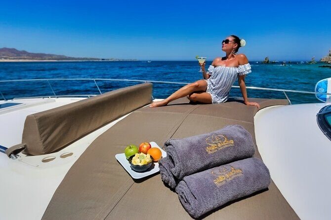 Cabo Snorkeling and Sailboat Tour with Lunch and Open Bar - Key Points