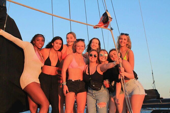 Cabo Sunset Catamaran Cruise: El Arco & Open Bar Experience - Who Should Consider This Tour?