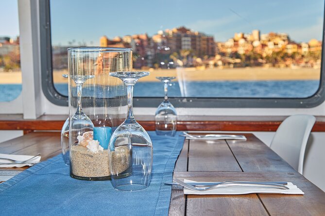 Cabo Sunset Dinner Cruise With Live Music & Open Bar on Cabo Wave - Cruise Experience