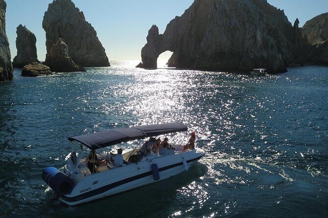 Cabo Yacht Tour  Arch, Pelican Rock, Snorkeling & Landmarks - Snorkeling at Pelican Rock: A Marine Wonderland  