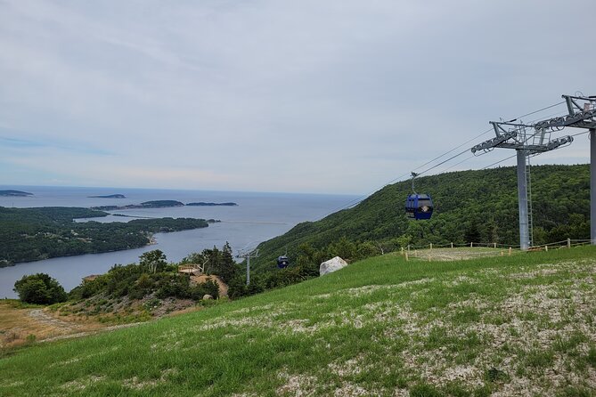 Cabot Trail High Flyer - Tour Size and Duration