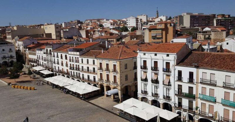 Cáceres - Private Historic Walking Tour - Key Monuments and Sites