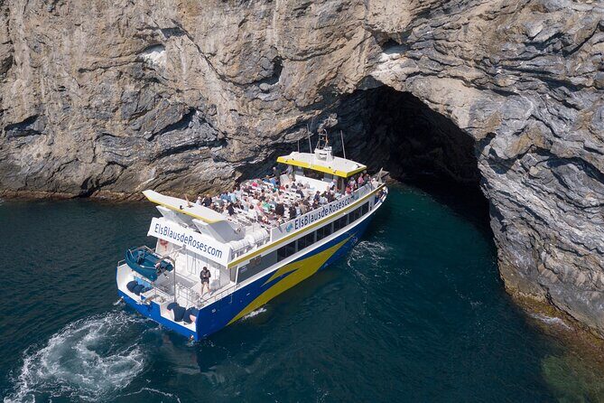 Cadaqués Tour 1 hour stop and Super Vision underwater - Analyzing the Value