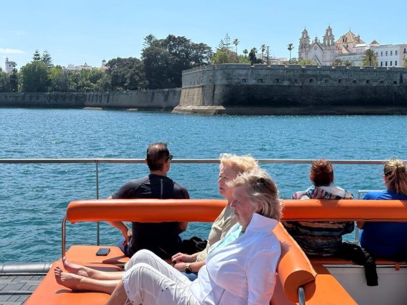 Cadiz Capital: Catamaran Experience With Swim and Lunch - Meeting Point and Important Information