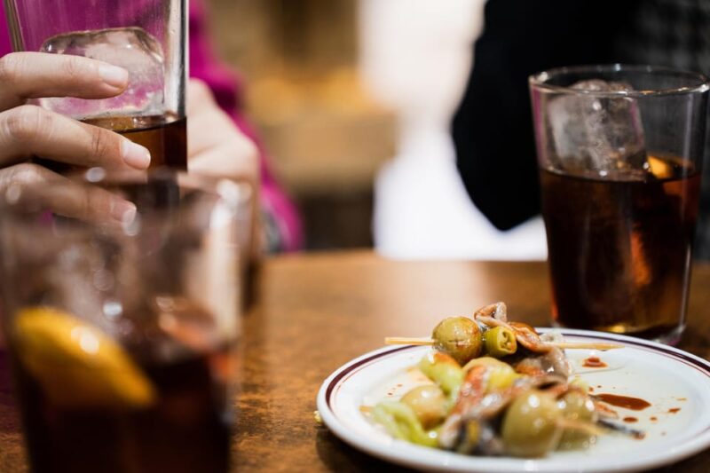 Cadiz Food Tour With Tapas & Drinks With a Local - Itinerary and Highlights