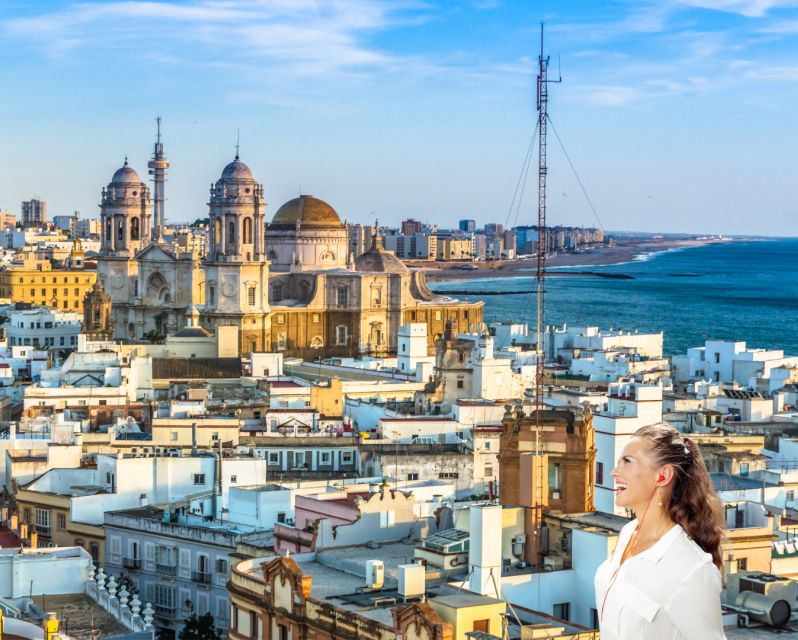 Cadiz in 1 Day: Walking Tour With Digital Guide - Available Languages and Accessibility