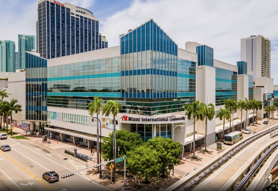 CAFE & LOUNGE - Access and Duration