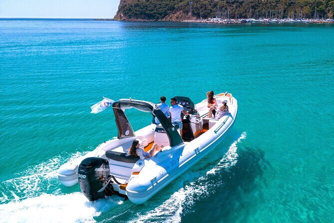 Cagliari: Boat tour with swim stops, Snorkeling & Prosecco - Key Points