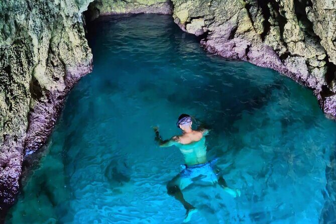 Cagliari: Boat tour with swim stops, Snorkeling & Prosecco - The Stops in Detail