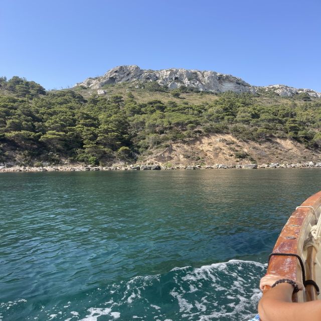 Cagliari: Devils Saddle Cruise With Snorkeling and Aperitif - Enjoying the Onboard Aperitif