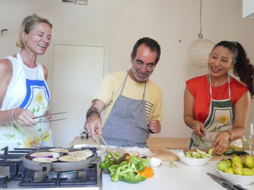 Cagliari: San Benedetto Market Tour, Pasta Workshop & Lunch - Market Exploration