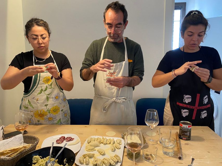Cagliari: San Benedetto Market Tour, Pasta Workshop & Lunch - Sardinian Cuisine