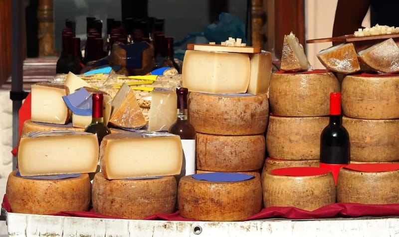 Cagliari: Taste Sardinia with a Full Meal Food Tour - FAQ