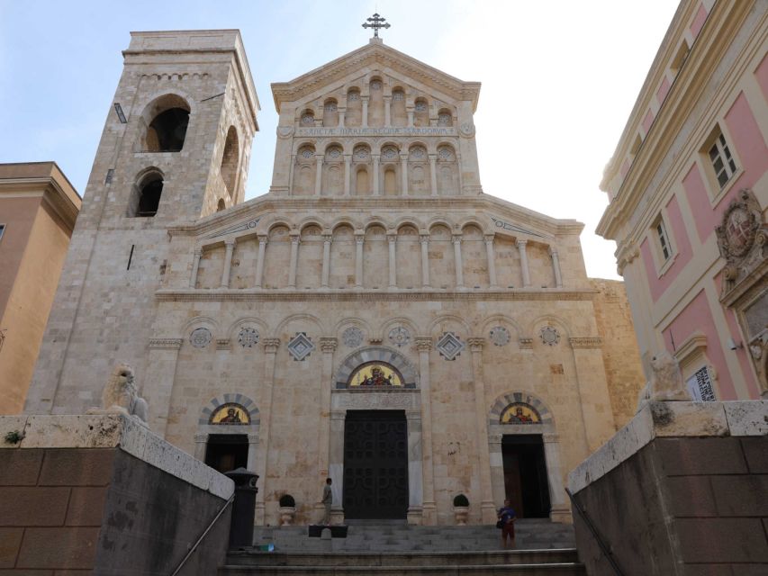 Cagliari: Walking Tour Through the Alleys of Castello - History of the Fortress by the Sea