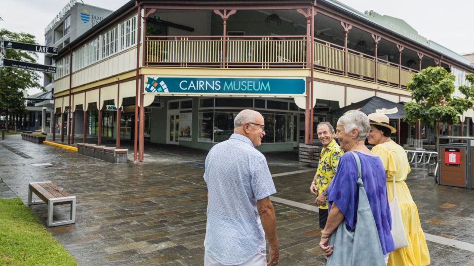Cairns: City Sights Tour With Evening Dinner Cruise - Language and Pickup Details